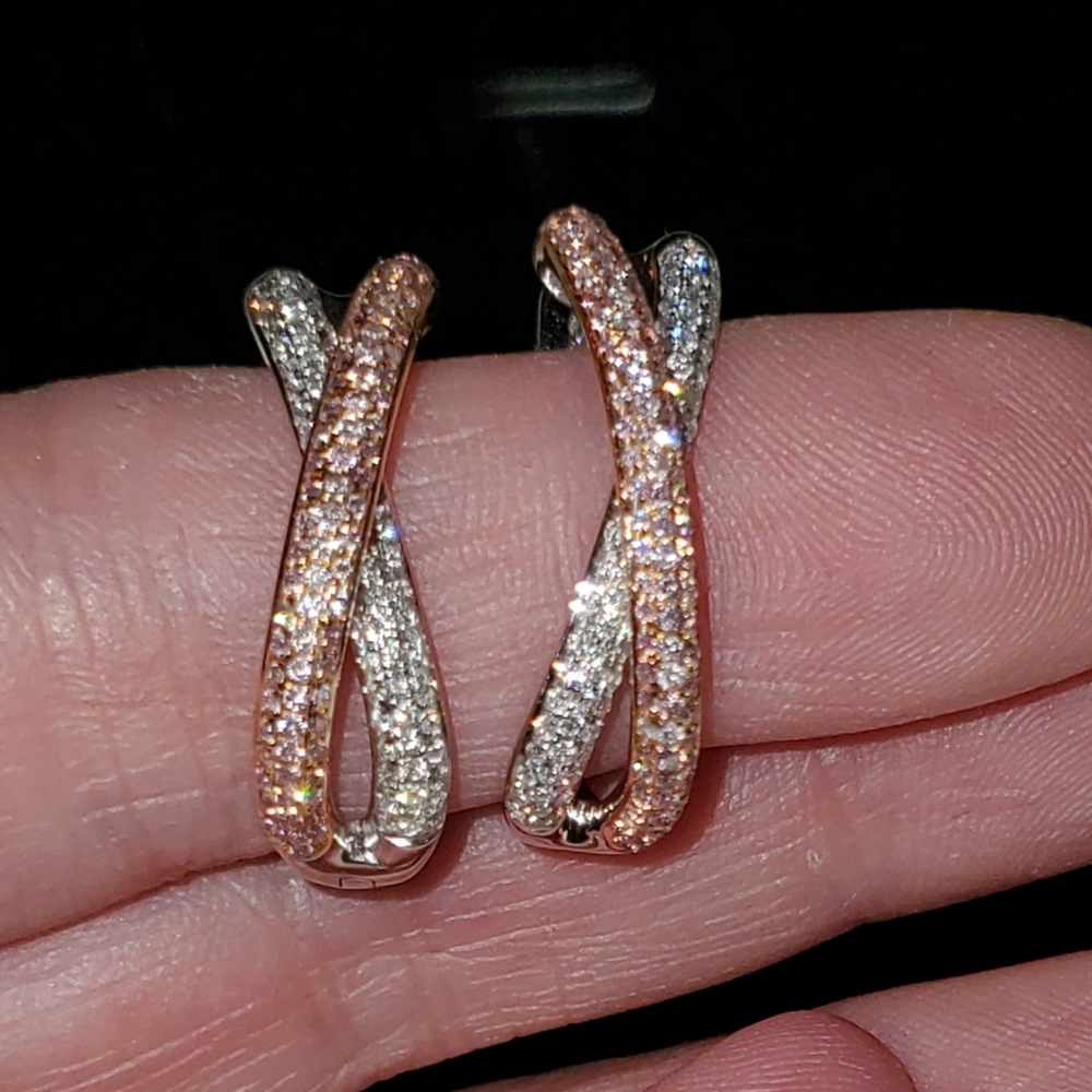 GORGEOUS 18KT GOLD NATURAL PINK DIAMOND EARRINGS